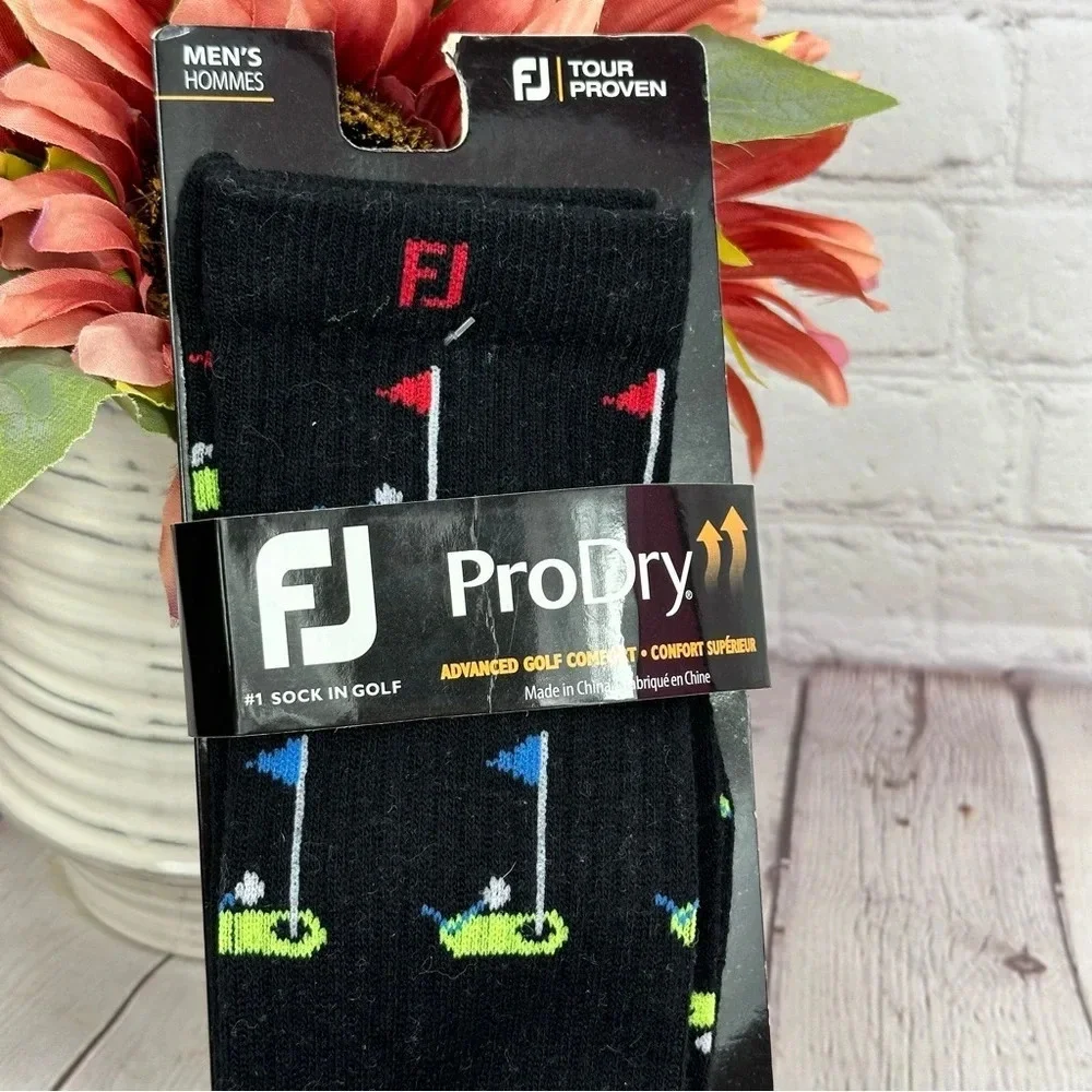 FJ footjoy pro dry golf socks mens crew black with golf flags